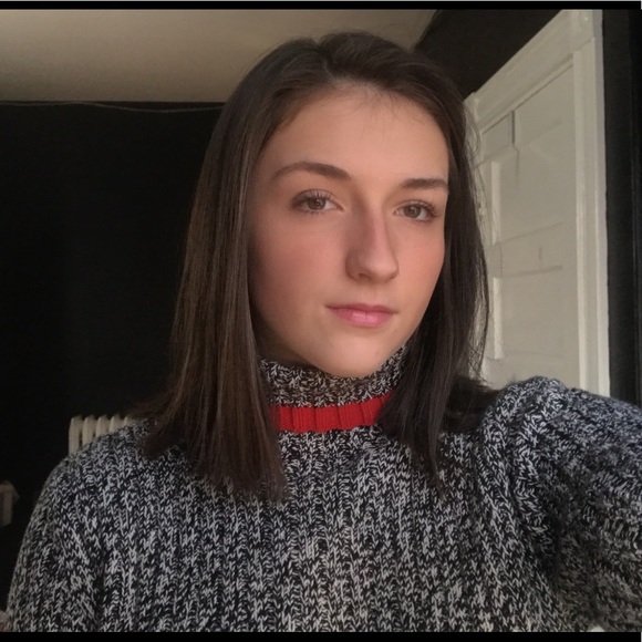 Meet your Posher, Madeline - Picture 1 of 1